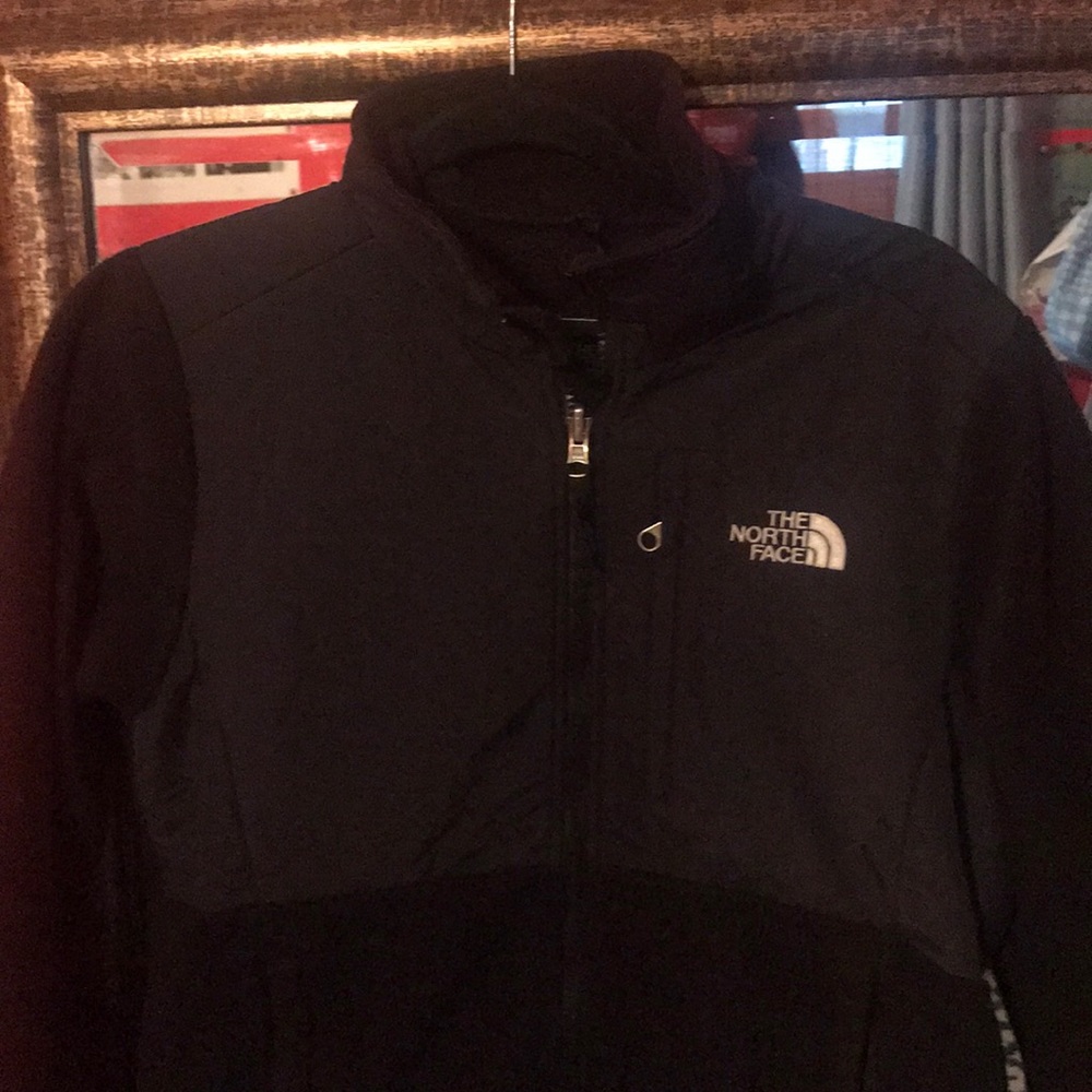 North Face Black Denali Jacket, size S